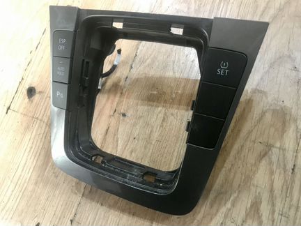 Накладка центральной консоли VW Passat B6