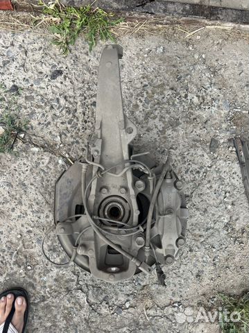 Кулак передний левый правый Infinity FX/QX s51