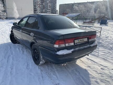 Nissan Sunny, 2001