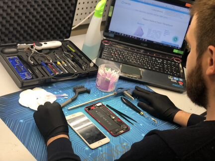 Срочный Ремонт iPhone. Сеть мастерских в Спб