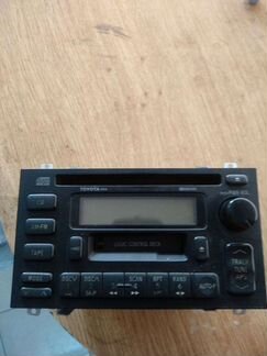 Двухдиновая штатная магнитола от тайоты премио