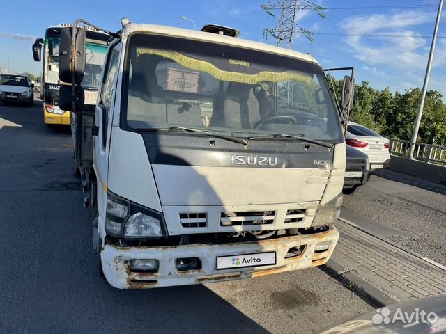 Isuzu nqr75 2008