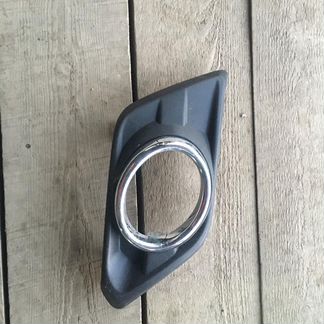 Левая накладка туманки Nissan X-trail 32