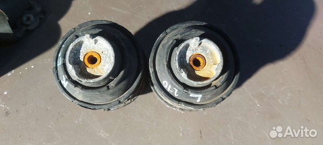 Подушки двигателя на Mercedes W210