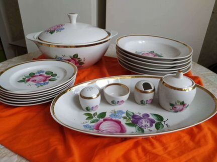 Сервиз столовый