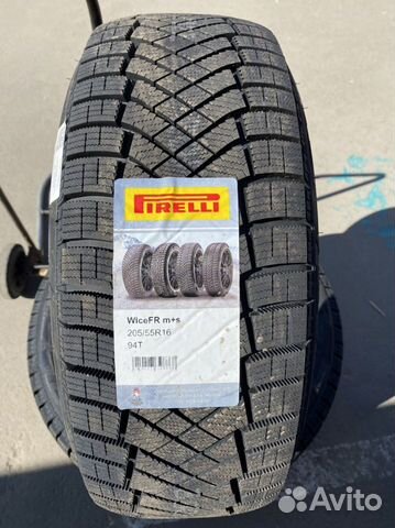 Pirelli Ice Zero FR 205/55 R16 94T