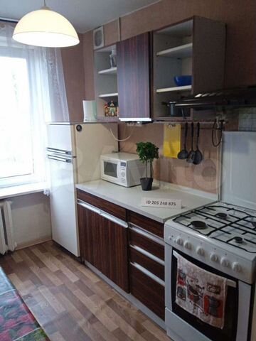 2-к. квартира, 48 м², 8/10 эт.