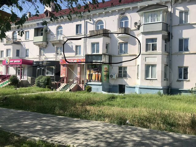 4-к. квартира, 100 м², 2/3 эт.