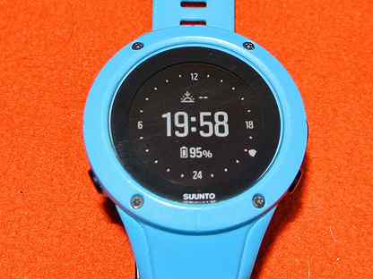 suunto u