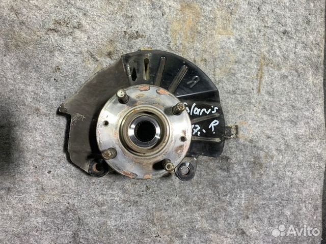 Кулак поворотный передний правый Hyundai Solaris 2