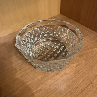 Хрустальная ваза