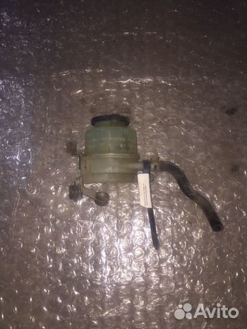 Бачок гидроусилителя Toyota Camry V-40