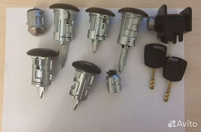 Ford Transit/Tourneo connect личинки замков