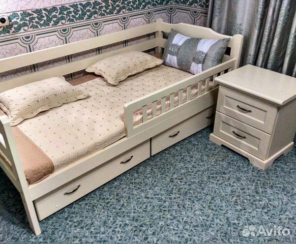 Кровать из массива сосны