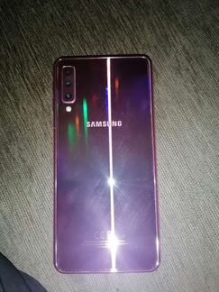 Телефон Samsung Galaxy A7 64 Gb