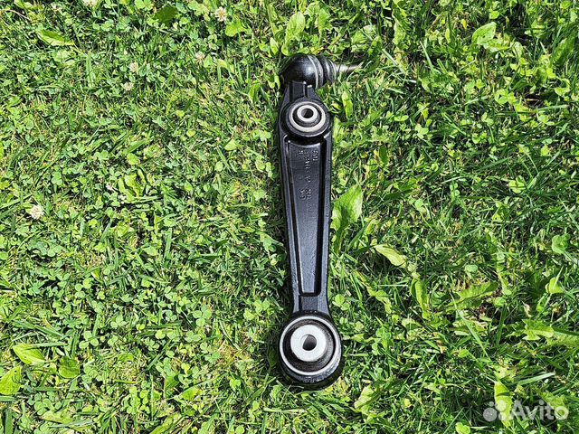 Рычаг нижний поперечный правый Bmw x5 x6 F15 F16