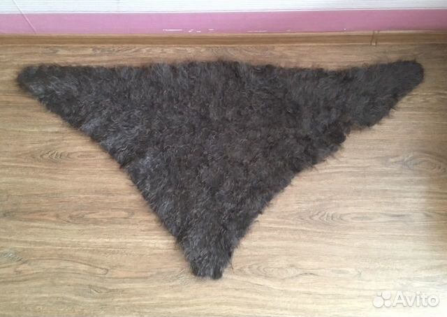 Платок шаль из щипанного пуха козы