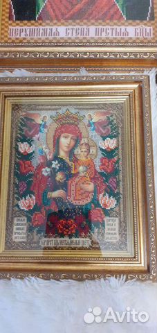 Иконы вышиты бисером