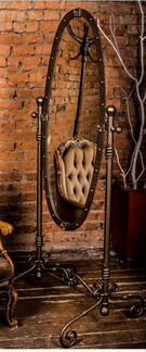 Зеркало напольное. Кованое