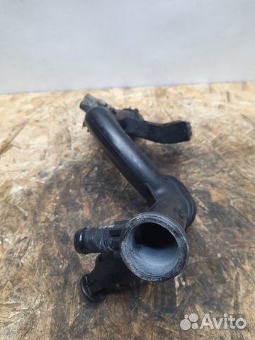 Трубка охлаждающей жидкости пластиковая Citroen C4