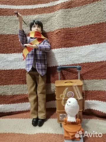 Фигурка Гарри Поттер едет в Хогвардс