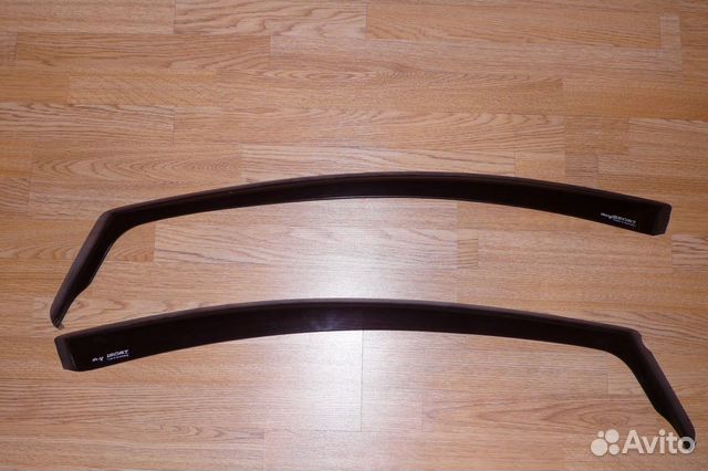 Дефлекторы передних боковых окон на а/м Форд Фокус