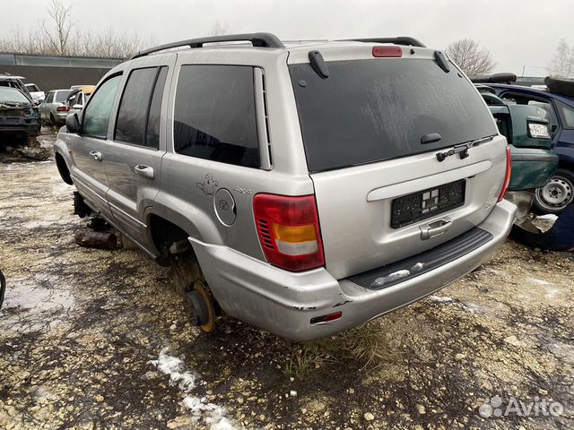 В разборе джип гранд чероки