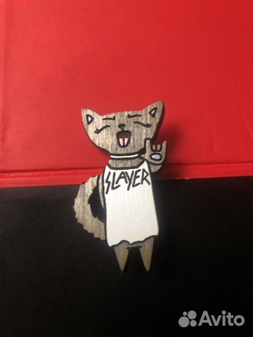 Значок с котом