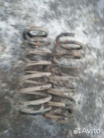 Задние пружины Ауди 100 с3 44