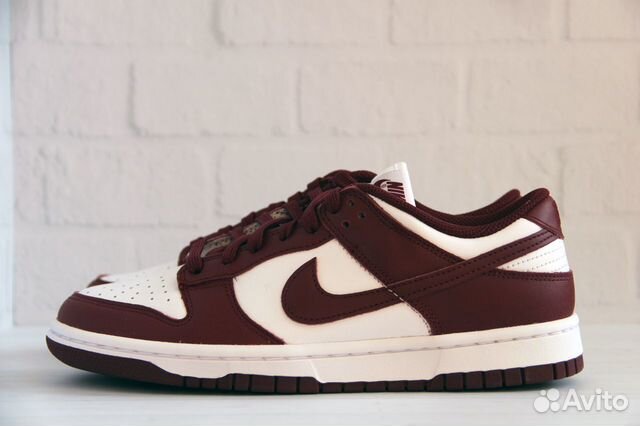 Nike Dunk Low Bordeaux W 9 us (w) / 7.5 us