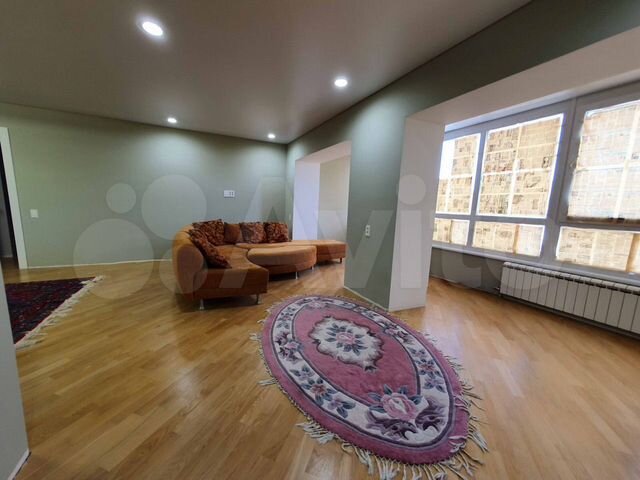 4-к. квартира, 129 м², 9/9 эт.