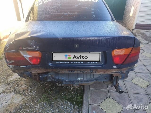 Mitsubishi Carisma, 1998