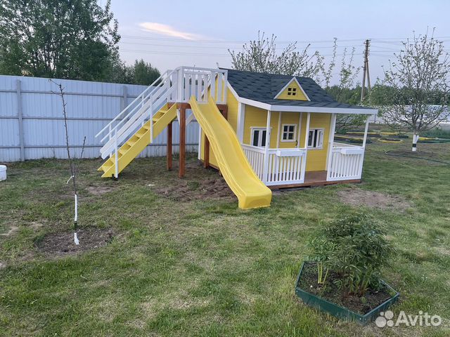 Игровой деревянный домик