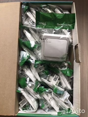 Выключатель Шнайдер