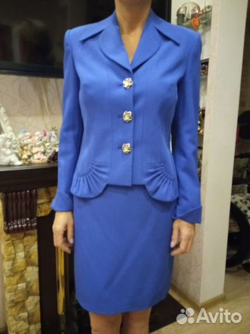 Костюм женский