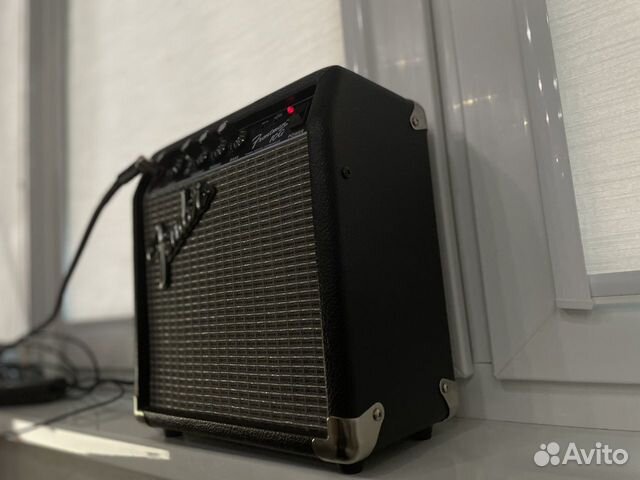 Комбоусилитель fender frontman 10G