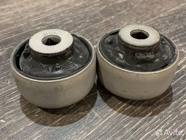 Спортивные сайлентблоки переднего рычага VAG mqb