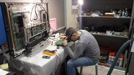 Ремонт ЖК телевизоров на дому