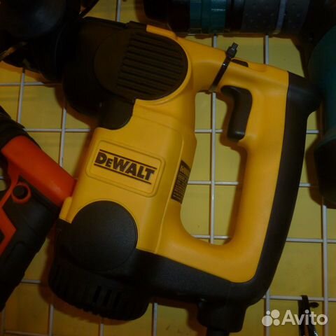 Отбойный молоток dewalt D25330K 650Вт 0-4100уд/ми