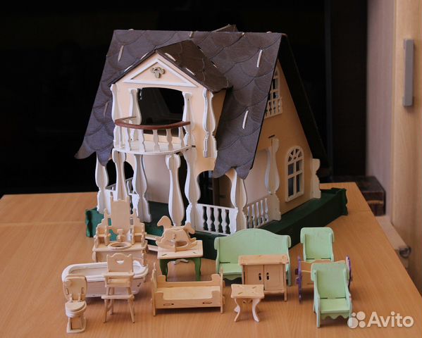 Домик для маленьких кукол, с мебелью