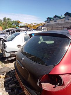 Крышка багажника Peugeot 206 хэтчбек