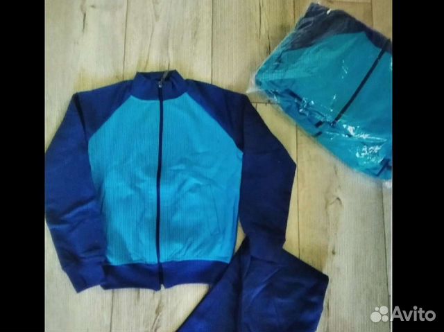 Спортивный костюм на мальчика 140