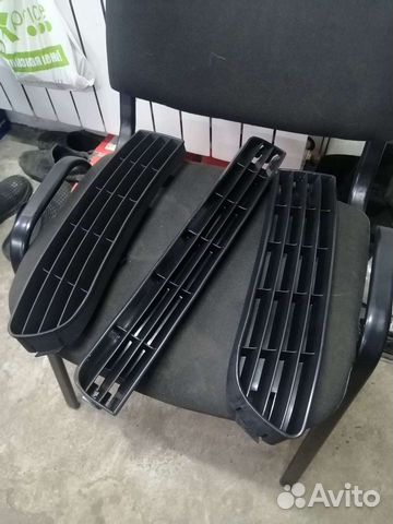 Решётки переднего бампера Audi A6 C4 Новые