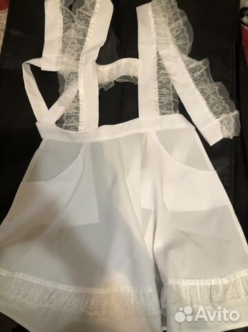 Белый школьный фартук