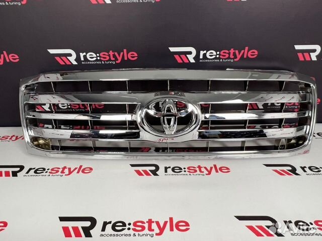 Решетка радиатора Toyota Land Cruiser 100 2м N1819