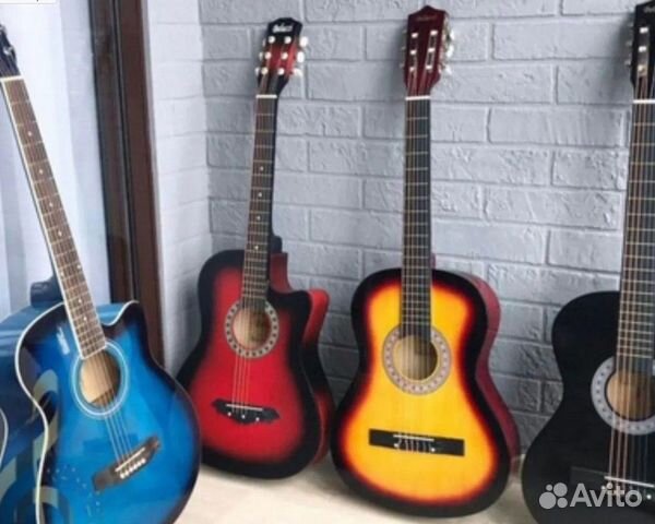 Гитара акустическая