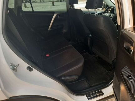 Toyota RAV4, 2013