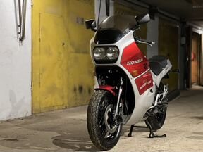 Рассрочка Honda CB750 cbx750f2 Boldor