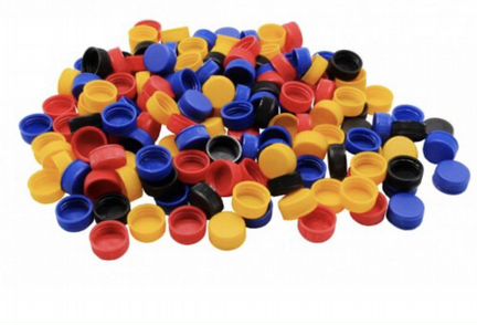 Крышки пластиковые разные виды 70 шт