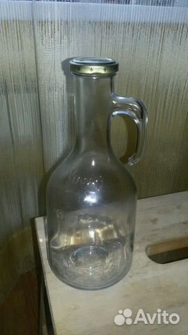 Бутылки винные с ручкой